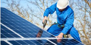 Installation Maintenance Panneaux Solaires Photovoltaïques à Montrosier